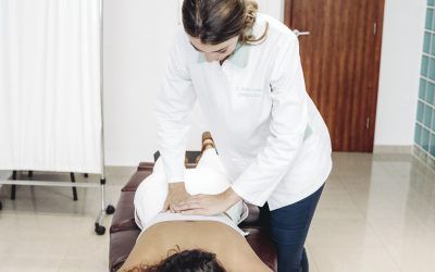 La atención quiropráctica es igual de efectiva que otras intervenciones para el dolor lumbar